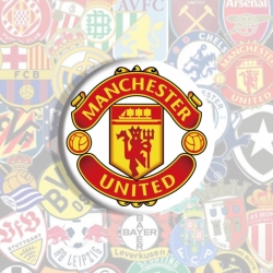 Football Anime tinplate brooch...