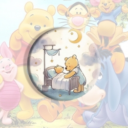 Winnie Anime tinplate brooch b...