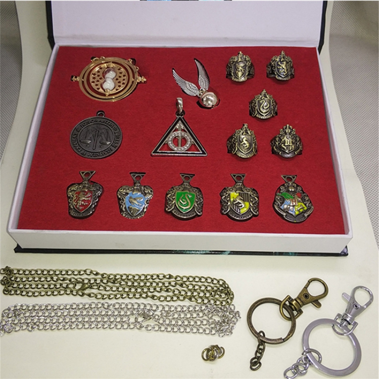 Key Chain Harry Potter 14 pcs a set price for 3 sets