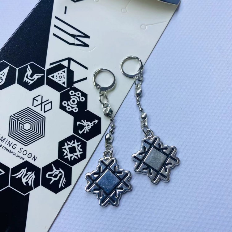 Genshin Impact Anime peripheral earrings pendant jewelry 2012