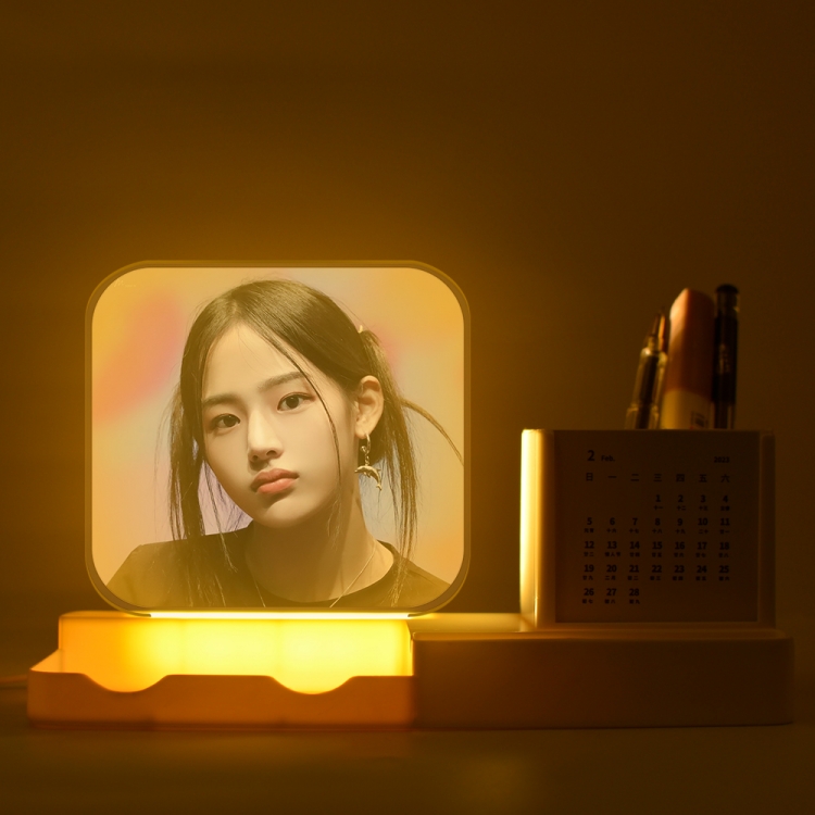 NewJeans New acrylic pencil holder night light bracket