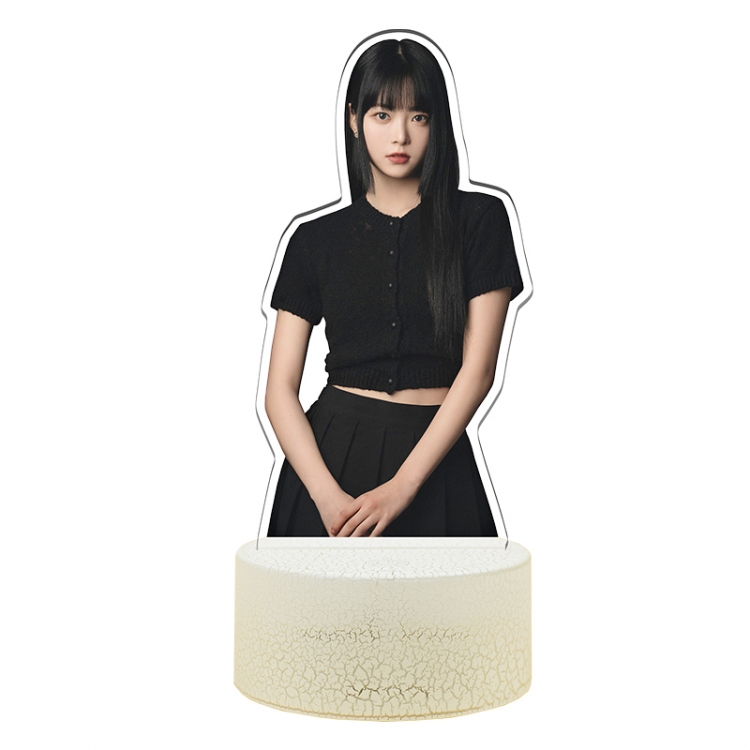 LE SSERAFIM Acrylic Night Light 16 Color-changing USB Interface Box Set 19X7X4CM white base