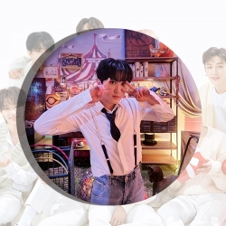 straykids Anime tinplate brooc...