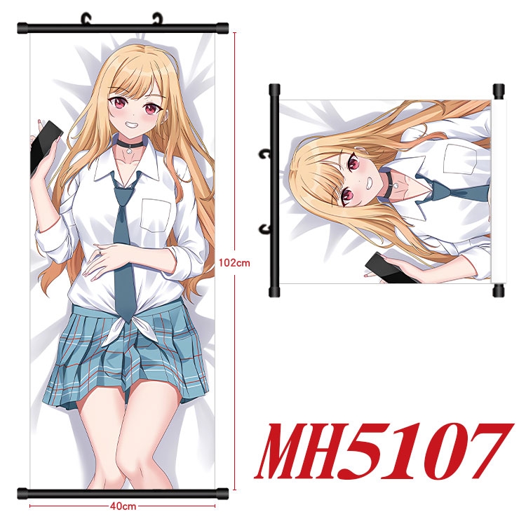 Sono Bisque Doll wa Koi o Suru Anime black Plastic rod Cloth painting Wall Scroll 40X102CM