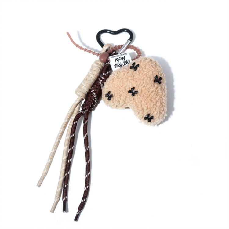 Trendy plush heart-shaped keychain cute woven pendant