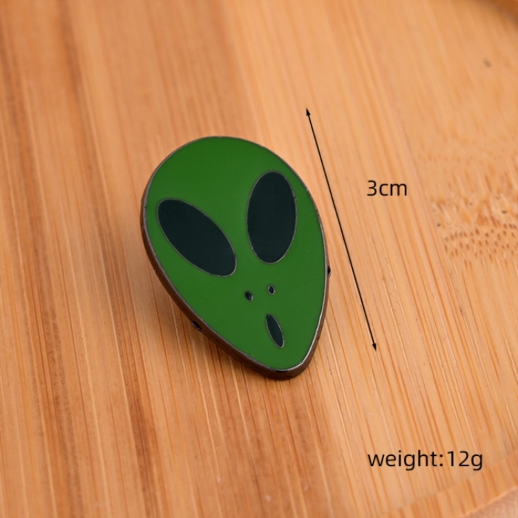 DANDADAN  Anime cartoon metal brooch  price for 5 pcs 