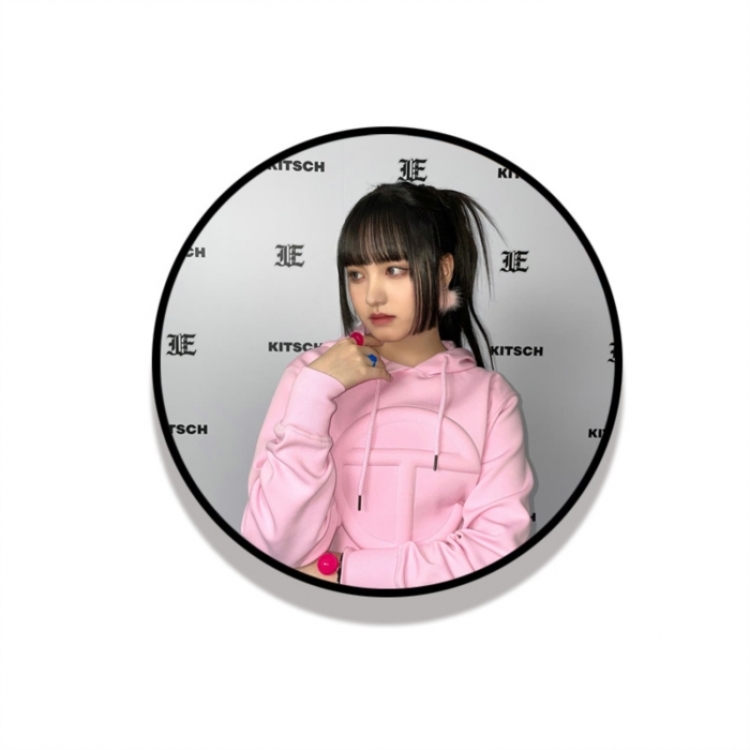 IVE Anime Mobile phone holder folding tablet holder price for 5 pcs