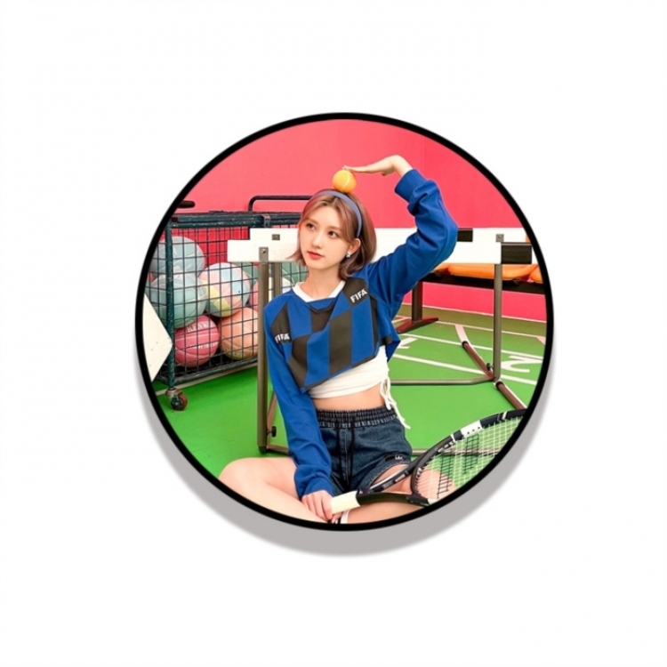 IVE Anime Mobile phone holder folding tablet holder price for 5 pcs