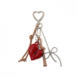 Irregular metal heart-shaped b...
