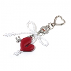 Irregular metal heart-shaped b...