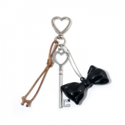 Irregular metal heart-shaped b...