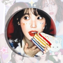 IU Anime tinplate brooch badge...