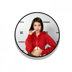 IVE Anime Mobile phone holder ...