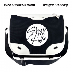 straykids Black and white anim...